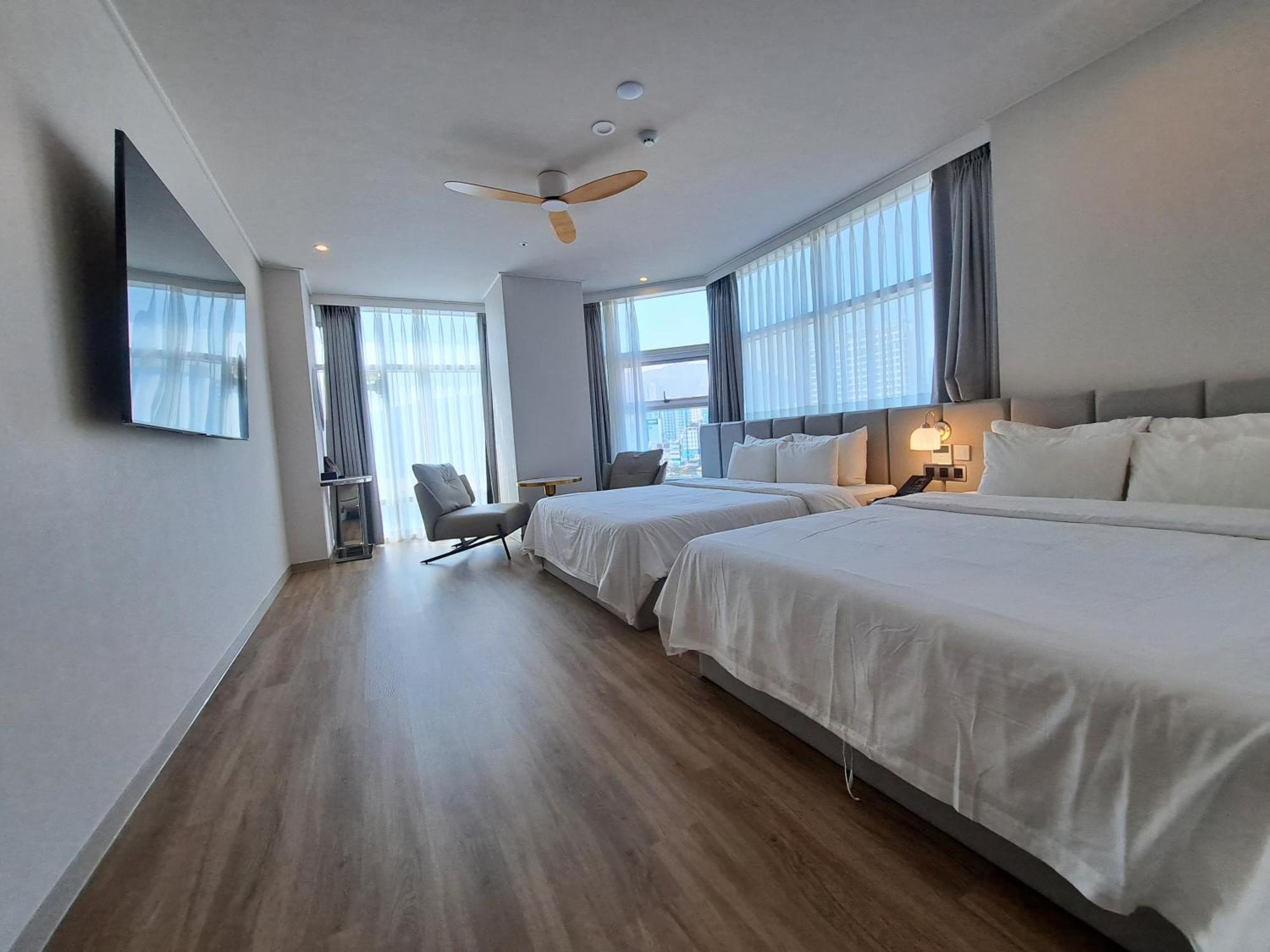 Ocean The Point Hotel Busan Exteriör bild